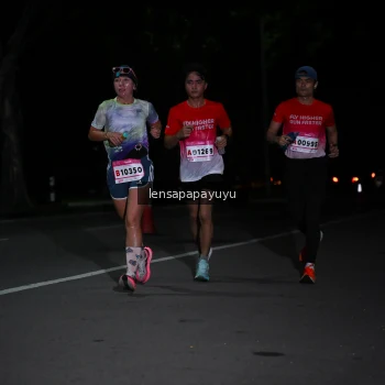 Runner Photo 1866425