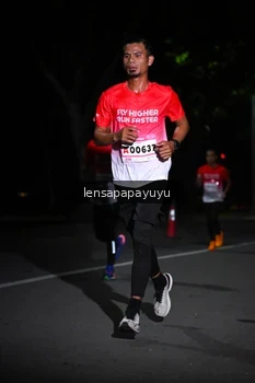 Runner Photo 1866461