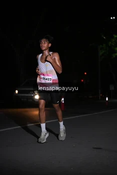 Runner Photo 1866470