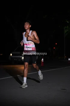 Runner Photo 1866475
