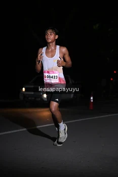 Runner Photo 1866476
