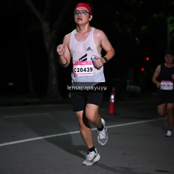 Runner Photo 1866483