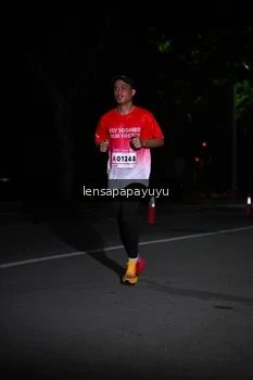 Runner Photo 1866501