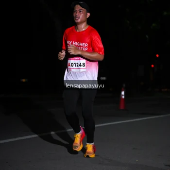 Runner Photo 1866504