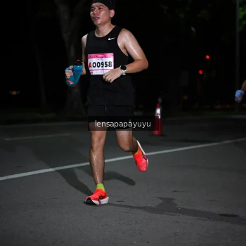 Runner Photo 1866541