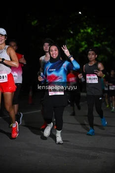 Runner Photo 1866623