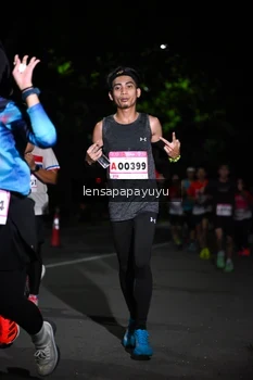 Runner Photo 1866627