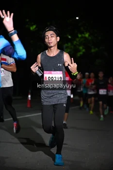 Runner Photo 1866630