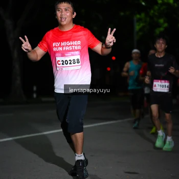 Runner Photo 1866639