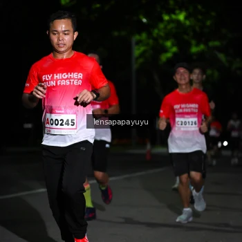 Runner Photo 1866666