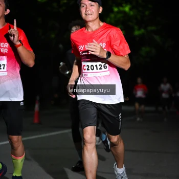 Runner Photo 1866671