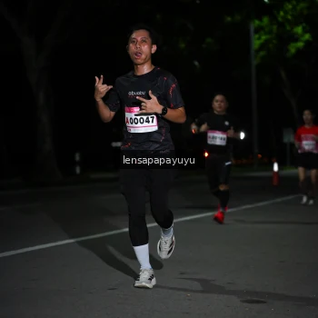 Runner Photo 1866686