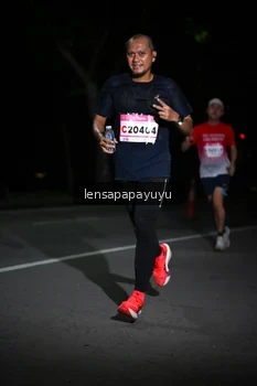 Runner Photo 1866714