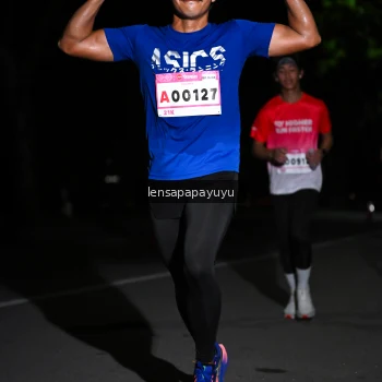 Runner Photo 1866759