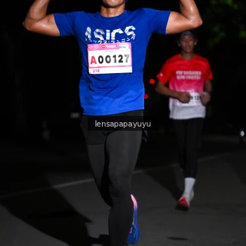 Runner Photo 1866760