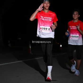 Runner Photo 1866765