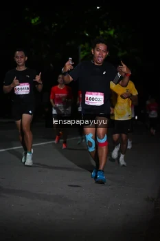 Runner Photo 1866805
