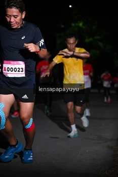 Runner Photo 1866813