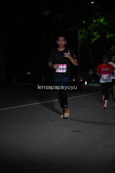 Runner Photo 1866836