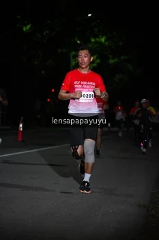 Runner Photo 1866888