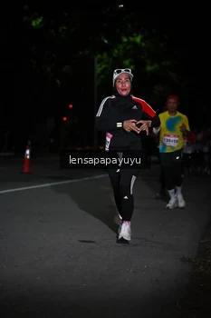 Runner Photo 1866906