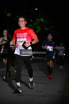 Runner Photo 1866926