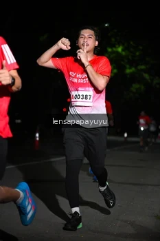 Runner Photo 1866981
