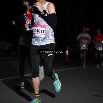 Runner Photo 1867059