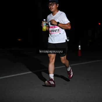 Runner Photo 1867156