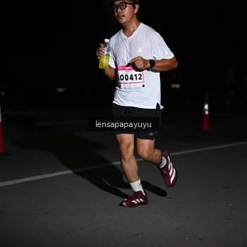 Runner Photo 1867159