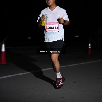 Runner Photo 1867161
