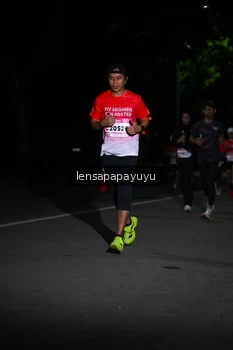 Runner Photo 1867185
