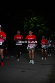 Runner Photo 1867238