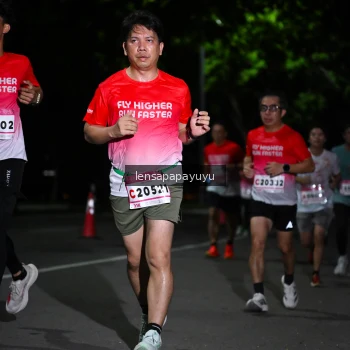 Runner Photo 1867259
