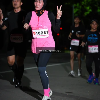 Runner Photo 1867287