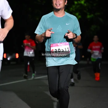 Runner Photo 1867298