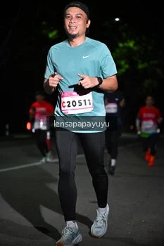 Runner Photo 1867306
