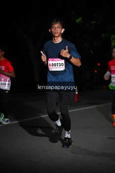 Runner Photo 1867322