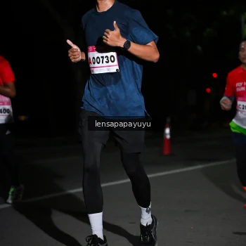 Runner Photo 1867323