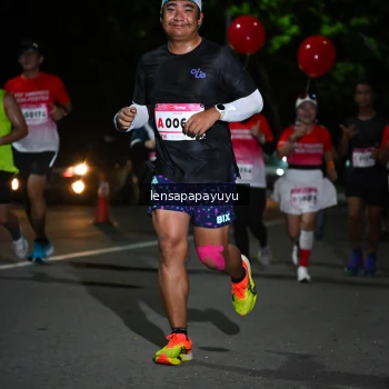 Runner Photo 1867336