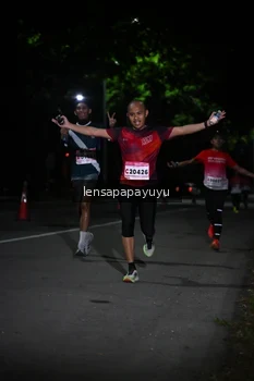 Runner Photo 1867344