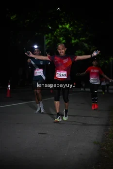 Runner Photo 1867345
