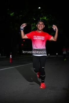 Runner Photo 1867378