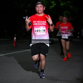Runner Photo 1867414
