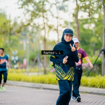 Runner Photo 1867435