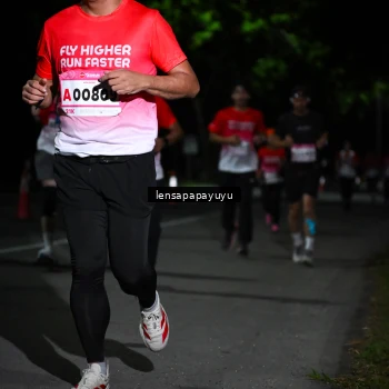 Runner Photo 1867460