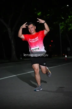 Runner Photo 1867473