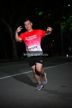 Runner Photo 1867474