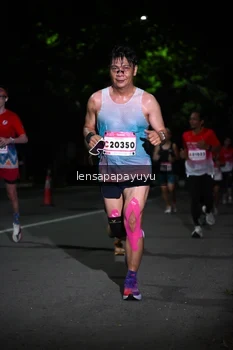Runner Photo 1867497