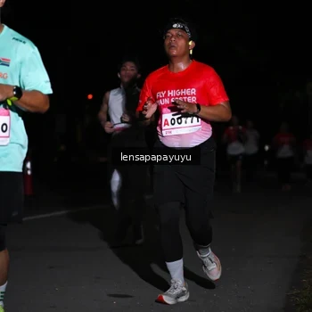 Runner Photo 1867627